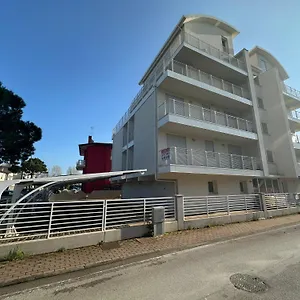  Aparthotel Al Molo - Agenzia Cocal Italien